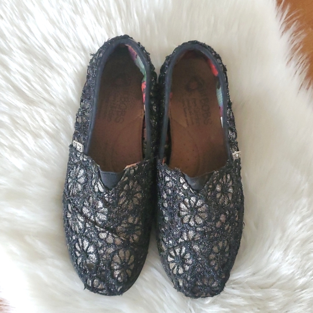 BOBS for Sketchers girls black lace metallic flats sz  1.5